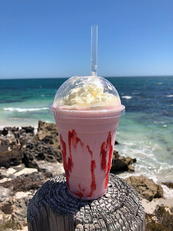 Domino's showed 300,000 to cool off with their Strawberry Thickshakes